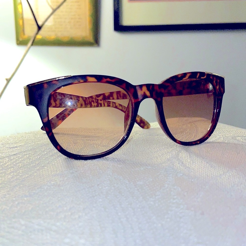 FOSTER GRANT Sunglasses - Picture 2 of 9